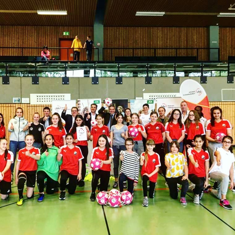 Mädchenfußball-AG In Leimen Offiziell Eröffnet